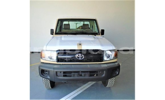 Buy Import Toyota Land Cruiser Beige Car in Import - Dubai in Bengo Province Buy Import Toyota Land Cruiser Beige Car in Import - Dubai in Bengo Province