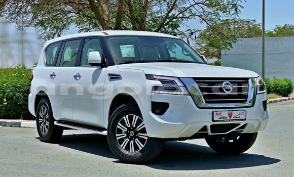 Comprar Importar Nissan Patrol Branco Carro em Import - Dubai em Bengo Province