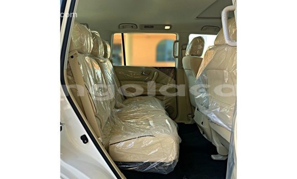 Comprar Importar Nissan Patrol Branco Carro em Import - Dubai em Bengo Province Comprar Importar Nissan Patrol Branco Carro em Import - Dubai em Bengo Province