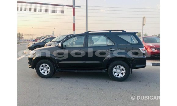 Acheter Import Voiture Toyota Fortuner Noir à Import - Dubai, Province de Bengo Acheter Import Voiture Toyota Fortuner Noir à Import - Dubai, Province de Bengo
