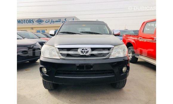 Comprar Importar Toyota Fortuner Preto Carro em Import - Dubai em Bengo Province Comprar Importar Toyota Fortuner Preto Carro em Import - Dubai em Bengo Province