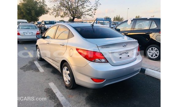 Buy Import Hyundai Accent Other Car in Import - Dubai in Bengo Province Buy Import Hyundai Accent Other Car in Import - Dubai in Bengo Province