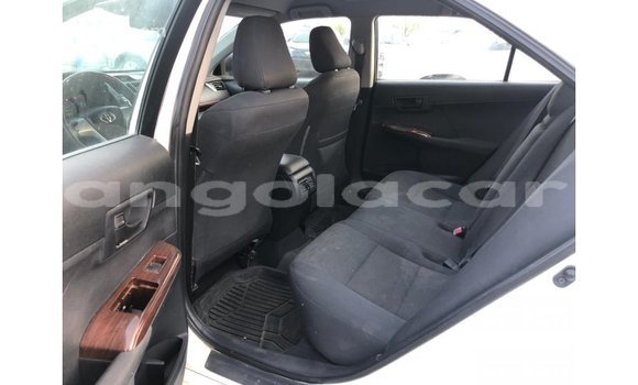 Comprar Importar Toyota Camry Branco Carro em Import - Dubai em Bengo Province Comprar Importar Toyota Camry Branco Carro em Import - Dubai em Bengo Province