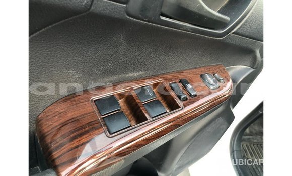 Comprar Importar Toyota Camry Branco Carro em Import - Dubai em Bengo Province Comprar Importar Toyota Camry Branco Carro em Import - Dubai em Bengo Province