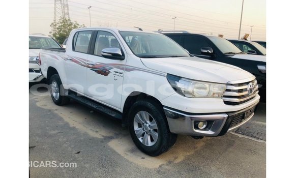 Buy Import Toyota Hilux White Car in Import - Dubai in Bengo Province Buy Import Toyota Hilux White Car in Import - Dubai in Bengo Province