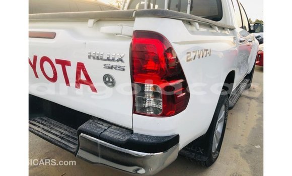 Buy Import Toyota Hilux White Car in Import - Dubai in Bengo Province Buy Import Toyota Hilux White Car in Import - Dubai in Bengo Province