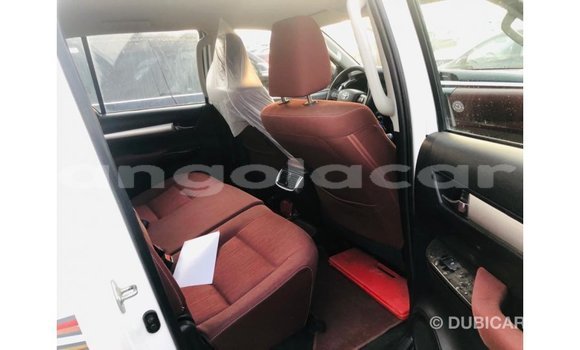 Buy Import Toyota Hilux White Car in Import - Dubai in Bengo Province Buy Import Toyota Hilux White Car in Import - Dubai in Bengo Province
