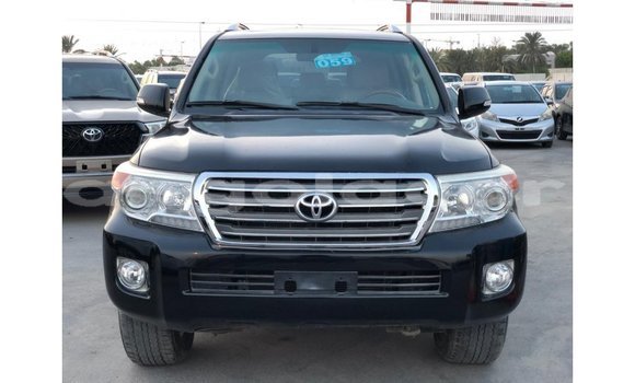 Comprar Importar Toyota Land Cruiser Preto Carro em Import - Dubai em Bengo Province Comprar Importar Toyota Land Cruiser Preto Carro em Import - Dubai em Bengo Province