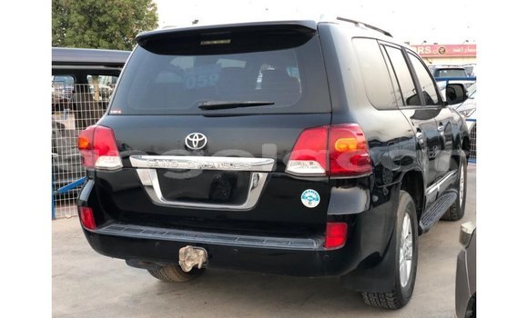 Comprar Importar Toyota Land Cruiser Preto Carro em Import - Dubai em Bengo Province Comprar Importar Toyota Land Cruiser Preto Carro em Import - Dubai em Bengo Province