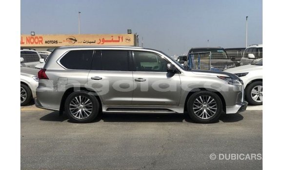 Acheter Import Voiture Lexus LX Autre à Import - Dubai, Province de Bengo Acheter Import Voiture Lexus LX Autre à Import - Dubai, Province de Bengo