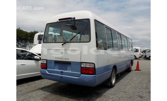 Comprar Importar Toyota Coaster Branco Carro em Import - Dubai em Bengo Province Comprar Importar Toyota Coaster Branco Carro em Import - Dubai em Bengo Province