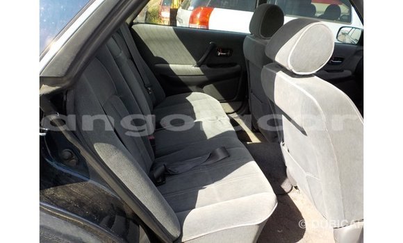 Comprar Importar Toyota Crown Azul Carro em Import - Dubai em Bengo Province Comprar Importar Toyota Crown Azul Carro em Import - Dubai em Bengo Province