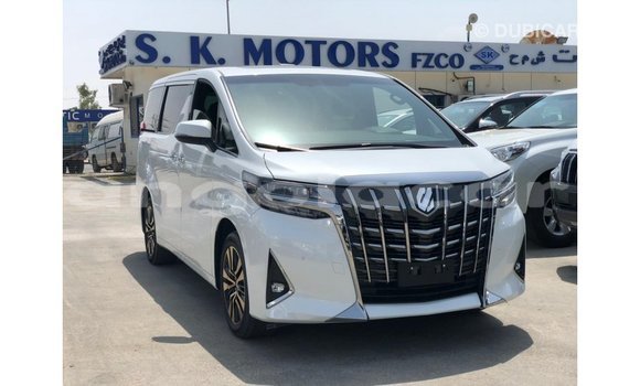 Acheter Import Voiture Toyota Alphard Blanc à Import - Dubai, Province de Bengo Acheter Import Voiture Toyota Alphard Blanc à Import - Dubai, Province de Bengo
