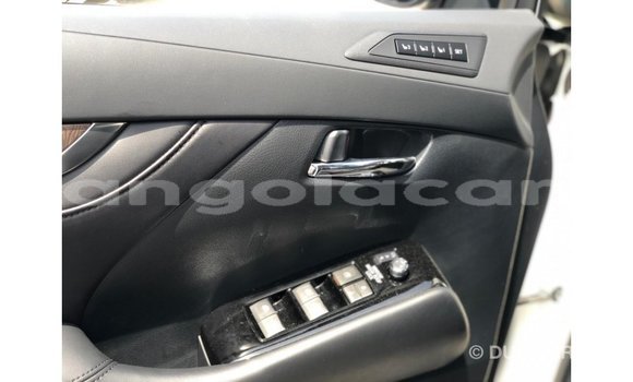 Acheter Import Voiture Toyota Alphard Blanc à Import - Dubai, Province de Bengo Acheter Import Voiture Toyota Alphard Blanc à Import - Dubai, Province de Bengo