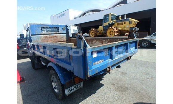 Comprar Importar Mazda 2 Azul Carro em Import - Dubai em Bengo Province Comprar Importar Mazda 2 Azul Carro em Import - Dubai em Bengo Province