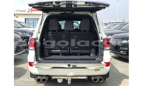 Comprar Importar Toyota Land Cruiser Branco Carro em Import - Dubai em Bengo Province Comprar Importar Toyota Land Cruiser Branco Carro em Import - Dubai em Bengo Province