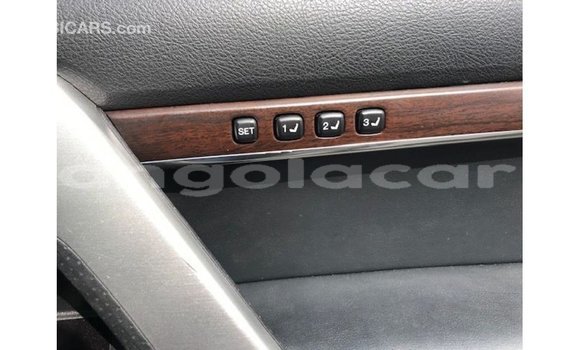 Comprar Importar Toyota Land Cruiser Branco Carro em Import - Dubai em Bengo Province Comprar Importar Toyota Land Cruiser Branco Carro em Import - Dubai em Bengo Province