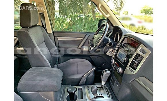 Comprar Importar Mitsubishi Pajero Outro Carro em Import - Dubai em Bengo Province Comprar Importar Mitsubishi Pajero Outro Carro em Import - Dubai em Bengo Province