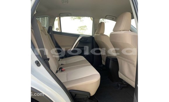 Comprar Importar Toyota 4Runner Branco Carro em Import - Dubai em Bengo Province Comprar Importar Toyota 4Runner Branco Carro em Import - Dubai em Bengo Province