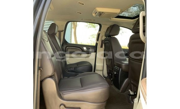 Comprar Importar Cadillac Escalade Preto Carro em Import - Dubai em Bengo Province Comprar Importar Cadillac Escalade Preto Carro em Import - Dubai em Bengo Province