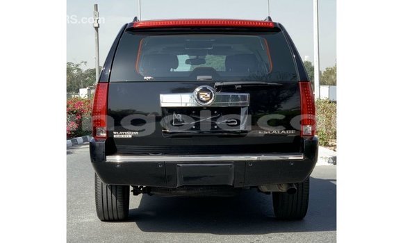 Comprar Importar Cadillac Escalade Preto Carro em Import - Dubai em Bengo Province Comprar Importar Cadillac Escalade Preto Carro em Import - Dubai em Bengo Province