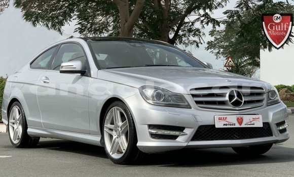 Comprar Importar Mercedes-Benz 190 Outro Carro em Import - Dubai em Bengo Province Comprar Importar Mercedes-Benz 190 Outro Carro em Import - Dubai em Bengo Province