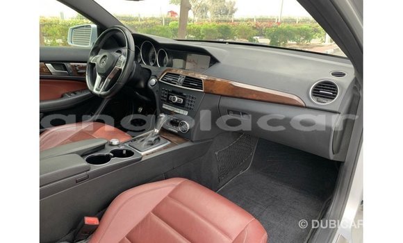 Comprar Importar Mercedes-Benz 190 Outro Carro em Import - Dubai em Bengo Province Comprar Importar Mercedes-Benz 190 Outro Carro em Import - Dubai em Bengo Province