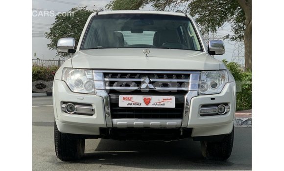 Comprar Importar Mitsubishi Pajero Branco Carro em Import - Dubai em Bengo Province Comprar Importar Mitsubishi Pajero Branco Carro em Import - Dubai em Bengo Province