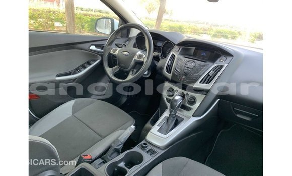 Comprar Importar Ford Focus Branco Carro em Import - Dubai em Bengo Province Comprar Importar Ford Focus Branco Carro em Import - Dubai em Bengo Province