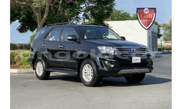 Comprar Importar Toyota Fortuner Preto Carro em Import - Dubai em Bengo Province Comprar Importar Toyota Fortuner Preto Carro em Import - Dubai em Bengo Province