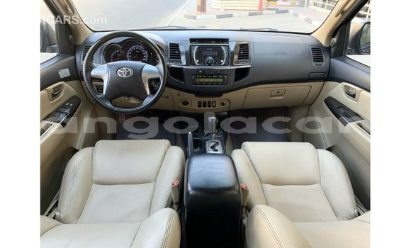 Comprar Importar Toyota Fortuner Preto Carro em Import - Dubai em Bengo Province Comprar Importar Toyota Fortuner Preto Carro em Import - Dubai em Bengo Province