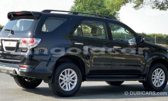 Comprar Importar Toyota Fortuner Preto Carro em Import - Dubai em Bengo Province Comprar Importar Toyota Fortuner Preto Carro em Import - Dubai em Bengo Province