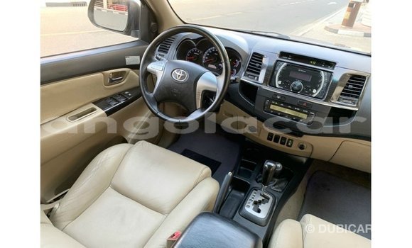 Comprar Importar Toyota Fortuner Preto Carro em Import - Dubai em Bengo Province Comprar Importar Toyota Fortuner Preto Carro em Import - Dubai em Bengo Province