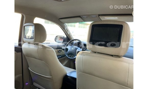 Comprar Importar Toyota Fortuner Preto Carro em Import - Dubai em Bengo Province Comprar Importar Toyota Fortuner Preto Carro em Import - Dubai em Bengo Province