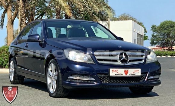 Comprar Importar Mercedes-Benz 200 Azul Carro em Import - Dubai em Bengo Province