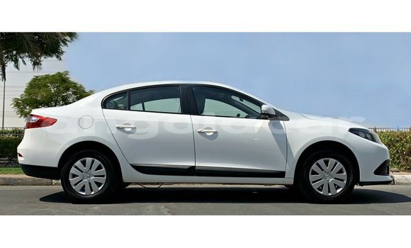 Comprar Importar Renault Fluence Branco Carro em Import - Dubai em Bengo Province Comprar Importar Renault Fluence Branco Carro em Import - Dubai em Bengo Province