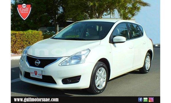 Comprar Importar Nissan Tiida Branco Carro em Import - Dubai em Bengo Province Comprar Importar Nissan Tiida Branco Carro em Import - Dubai em Bengo Province
