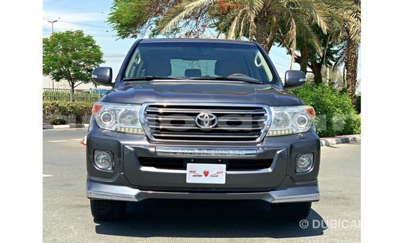Comprar Importar Toyota Land Cruiser Outro Carro em Import - Dubai em Bengo Province Comprar Importar Toyota Land Cruiser Outro Carro em Import - Dubai em Bengo Province