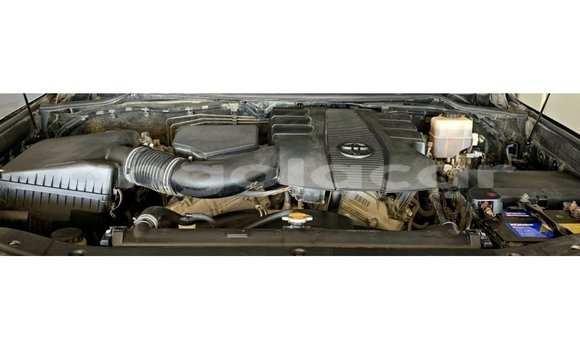 Comprar Importar Toyota Land Cruiser Outro Carro em Import - Dubai em Bengo Province Comprar Importar Toyota Land Cruiser Outro Carro em Import - Dubai em Bengo Province