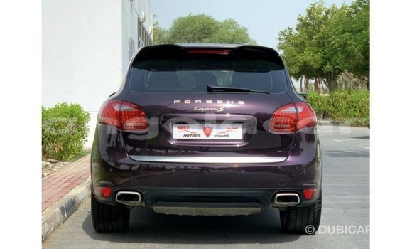 Comprar Importar Porsche Cayenne Outro Carro em Import - Dubai em Bengo Province Comprar Importar Porsche Cayenne Outro Carro em Import - Dubai em Bengo Province