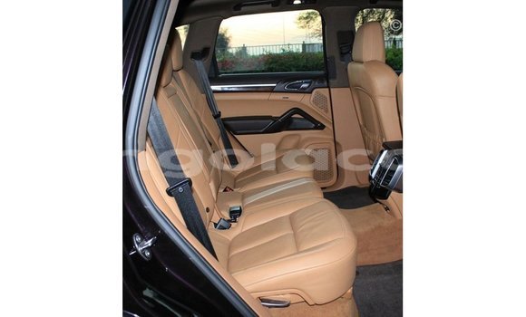 Comprar Importar Porsche Cayenne Outro Carro em Import - Dubai em Bengo Province Comprar Importar Porsche Cayenne Outro Carro em Import - Dubai em Bengo Province