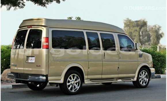 Comprar Importar GMC Acadia Outro Carro em Import - Dubai em Bengo Province Comprar Importar GMC Acadia Outro Carro em Import - Dubai em Bengo Province