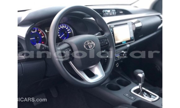 Comprar Importar Toyota Hilux Preto Carro em Import - Dubai em Bengo Province Comprar Importar Toyota Hilux Preto Carro em Import - Dubai em Bengo Province