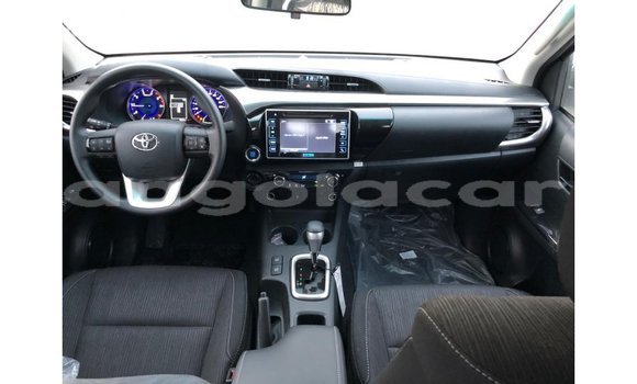 Comprar Importar Toyota Hilux Preto Carro em Import - Dubai em Bengo Province Comprar Importar Toyota Hilux Preto Carro em Import - Dubai em Bengo Province