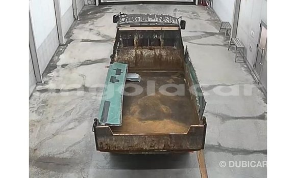 Comprar Importar Nissan Evalia Marrom Caminhão em Import - Dubai em Bengo Province Comprar Importar Nissan Evalia Marrom Caminhão em Import - Dubai em Bengo Province