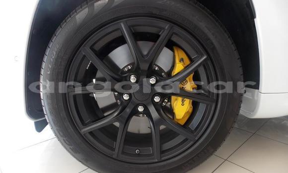 Comprar Usado Jeep Grand Cherokee SRT8 Branco Carro em Luanda em Luanda Province Comprar Usado Jeep Grand Cherokee SRT8 Branco Carro em Luanda em Luanda Province