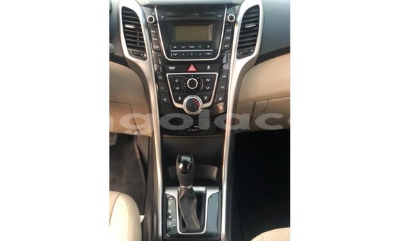 Buy Import Hyundai Elantra Red Car in Import - Dubai in Bengo Province Buy Import Hyundai Elantra Red Car in Import - Dubai in Bengo Province