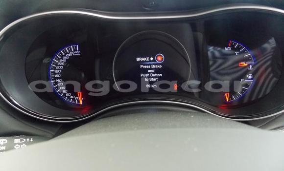 Comprar Usado Jeep Grand Cherokee SRT8 Branco Carro em Luanda em Luanda Province Comprar Usado Jeep Grand Cherokee SRT8 Branco Carro em Luanda em Luanda Province