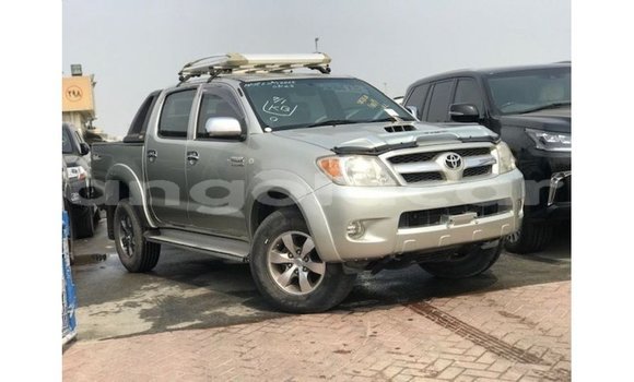 Comprar Importar Toyota Hilux Outro Carro em Import - Dubai em Bengo Province