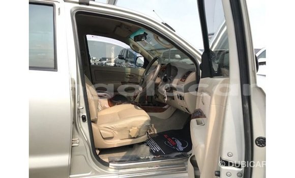 Comprar Importar Toyota Hilux Outro Carro em Import - Dubai em Bengo Province Comprar Importar Toyota Hilux Outro Carro em Import - Dubai em Bengo Province